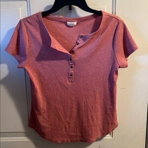 Women’s a.n.a. T-Shirt size medium.